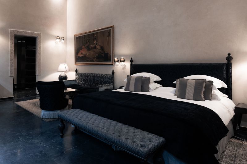 AMBASSADOR Room ACD2