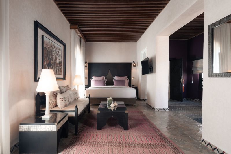 AMBASSADOR Room SLT1