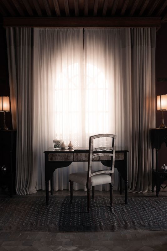 AMBASSADOR Room SLT4